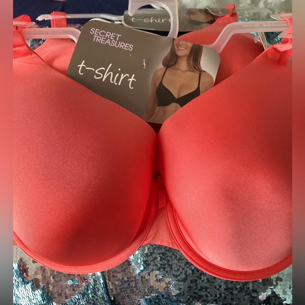 2 melon secret treasures bras 40DD new!
